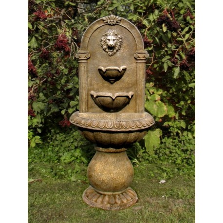 103 cm Wall Fountain with a Lion
