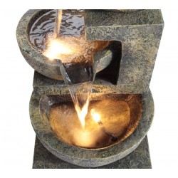 Fontanna kaskada wodna Trzy misy wraz z oświetleniem