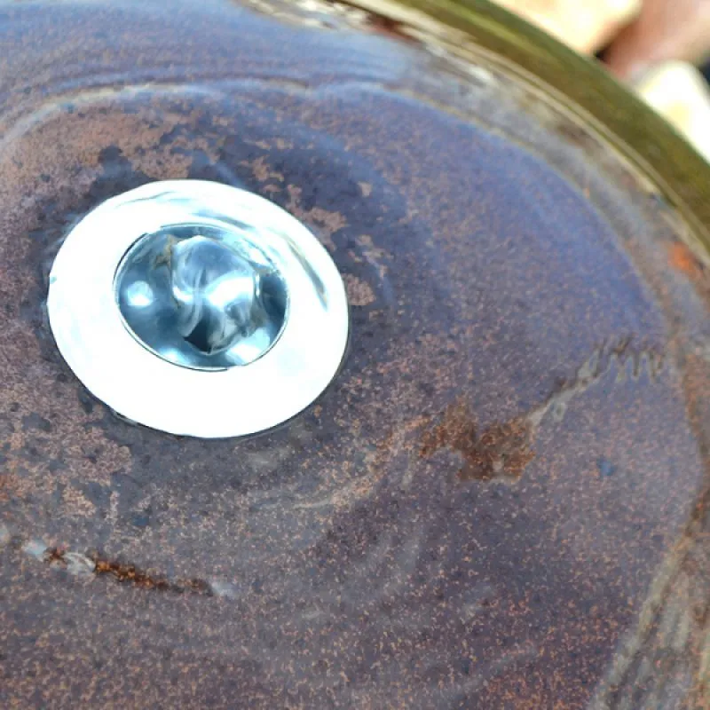 Fontanna kula ze stali...