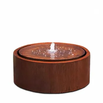 Runder Brunnen mit Rand aus...