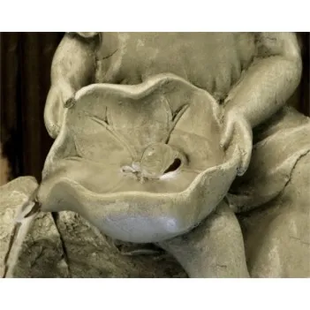 Fontanna,kaskada ,,dziewczynka" H 42cm