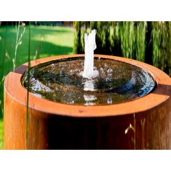 Table d'eau ou fontaine ronde en acier corten activé