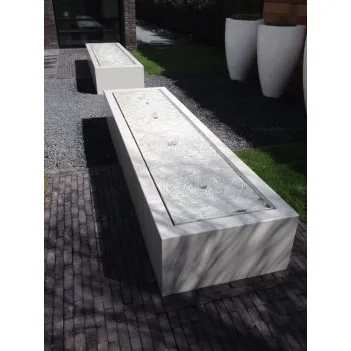 Aluminiowy basen-fontanna