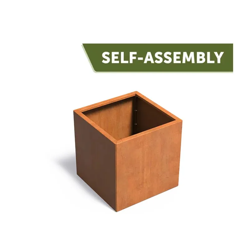 800x800x800 Andy, flowerpot...