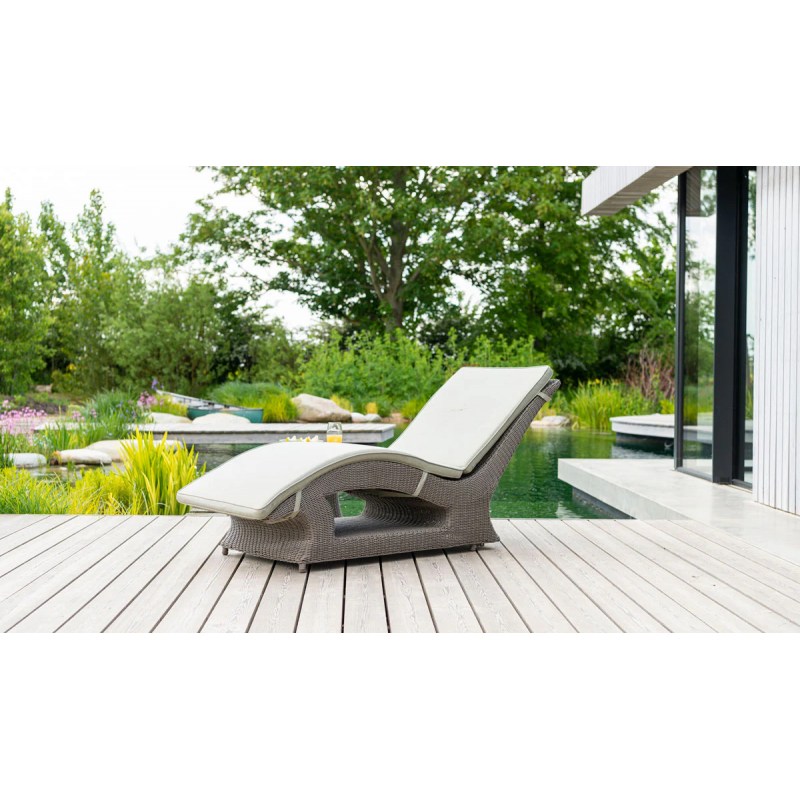 Hazelmere Fixed Sunbed...