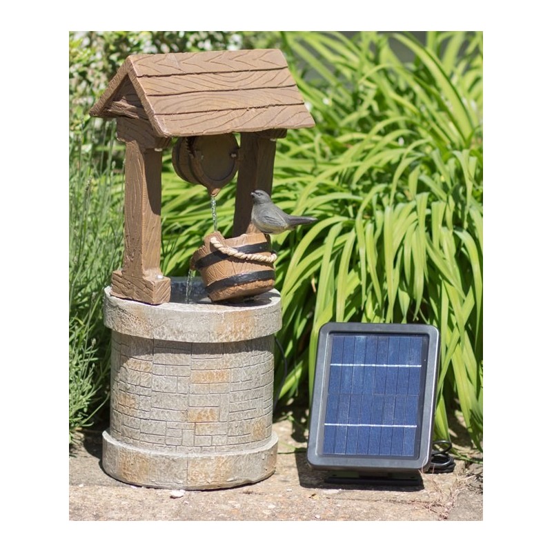 Fontaine solaire rustique...
