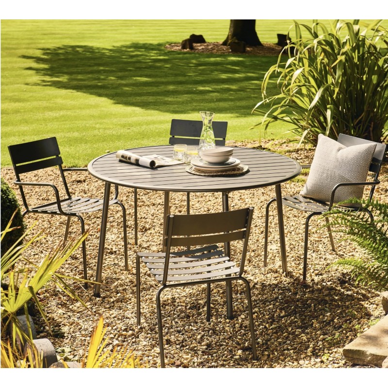 Oslo Metal Round Dining Table