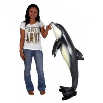 Großer springender Delfin