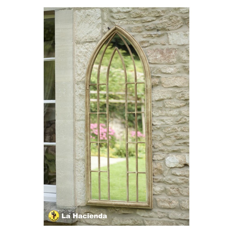 Gotyckie szklane lustro ogrodowe z efektem kamienia