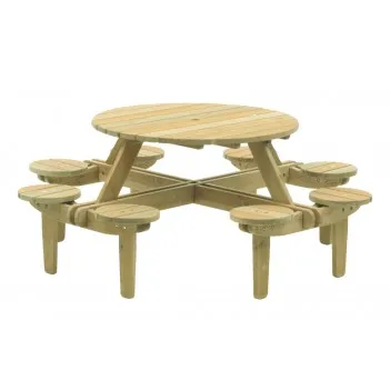 Tisch mit 8 Sitzplätzen...