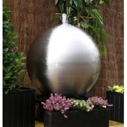 Fontanna ogrodowa stal nierdzewna szczotkowana kula 70 cm. LED